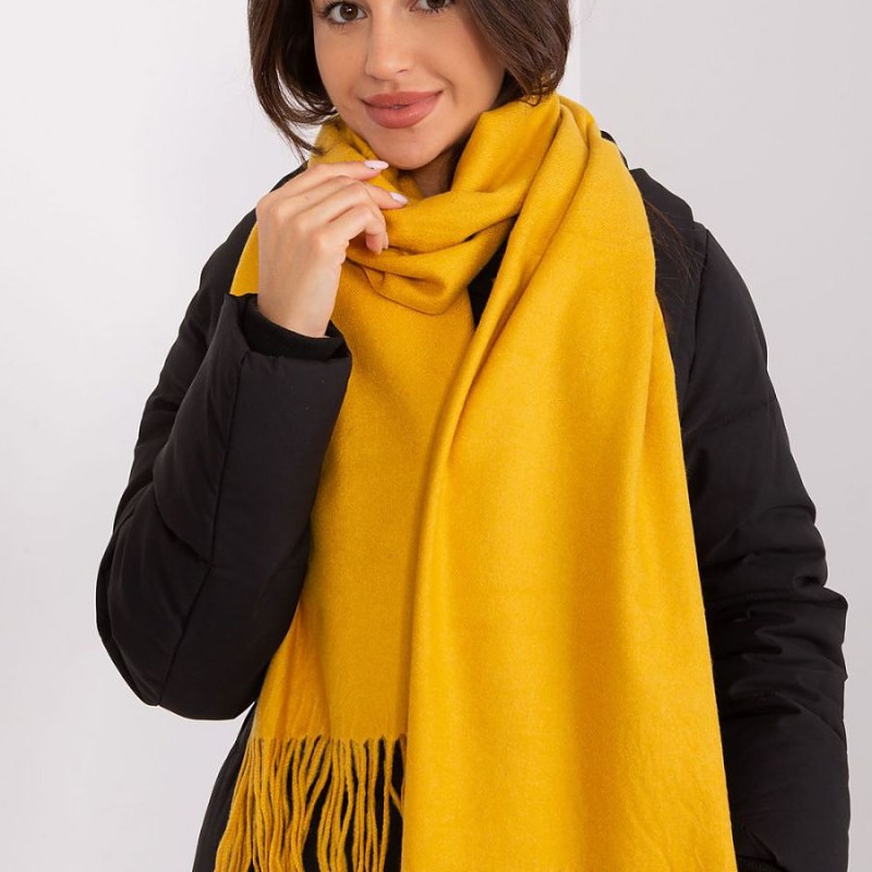 Shawl model 187614 AT
