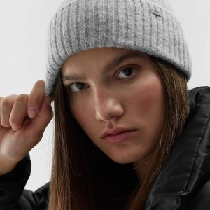 Cap model 191685 4F