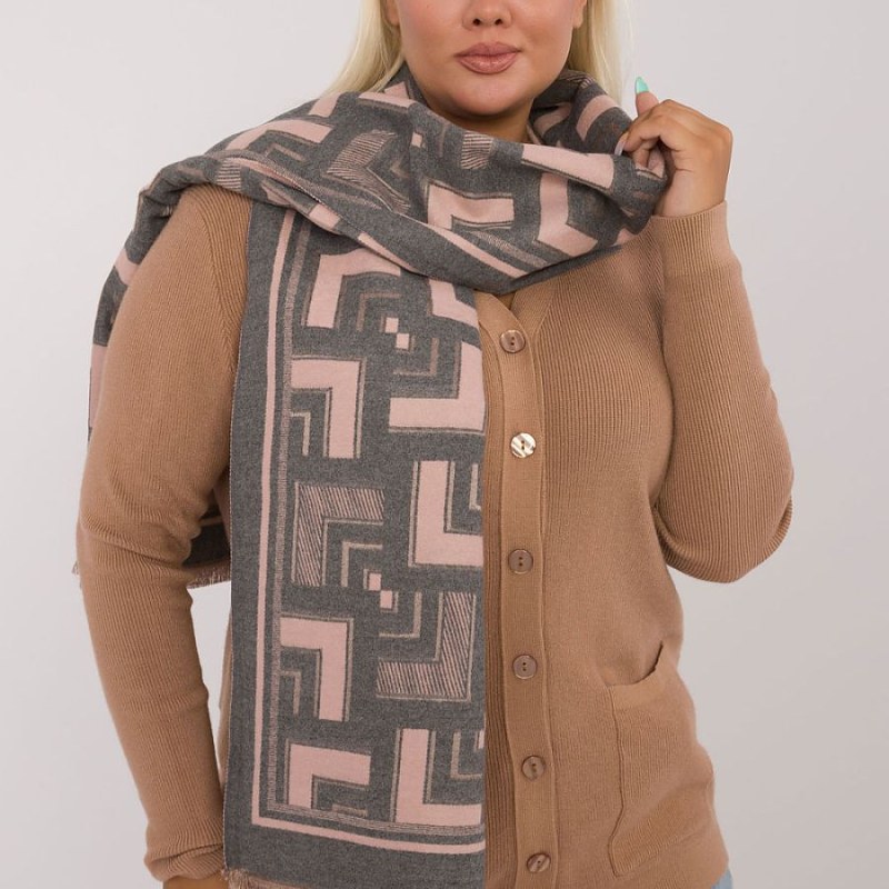 Shawl model 200540 AT