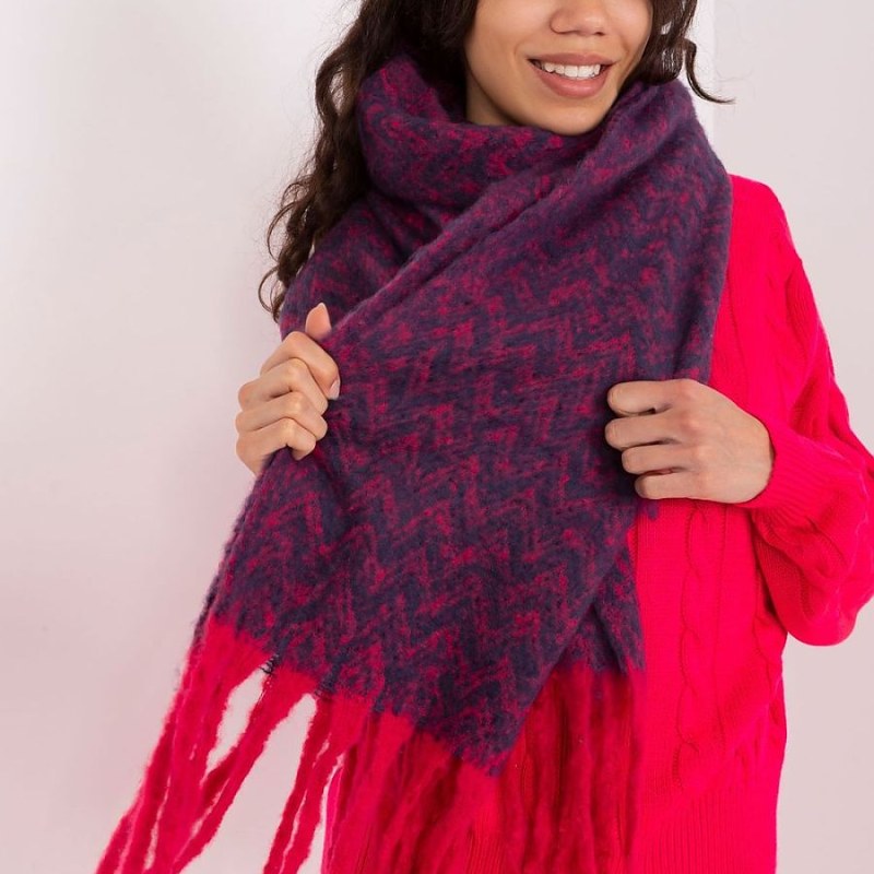 Shawl model 205971 AT
