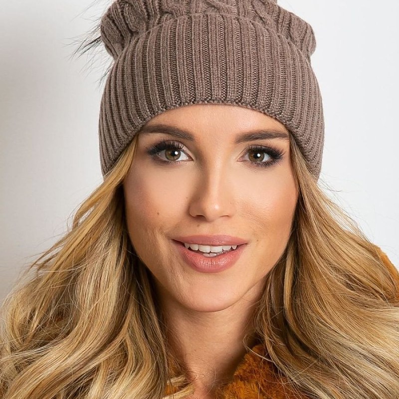 Cap model 208258 AT