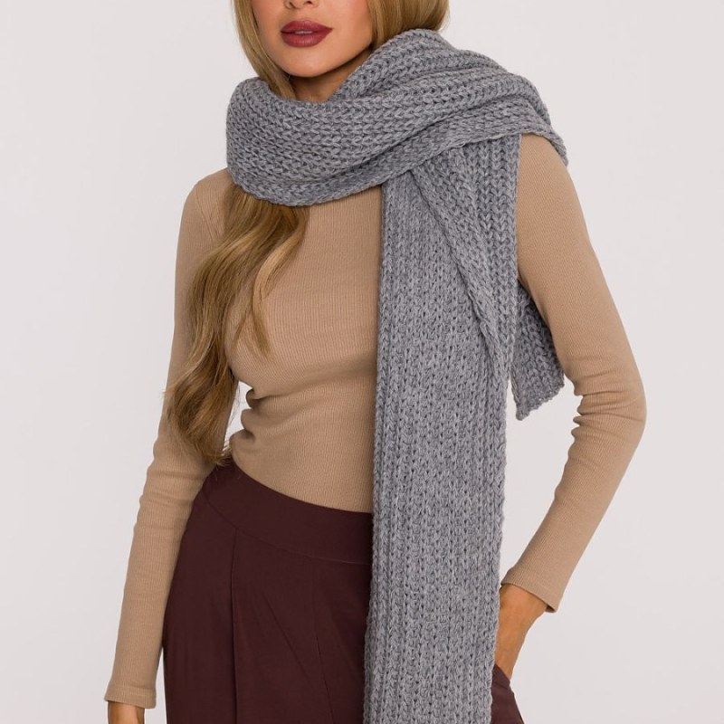 Shawl model 219550 Moe